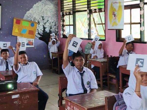 Pemanfaatan Media Pembelajaran TIK menggunakan Quizizz